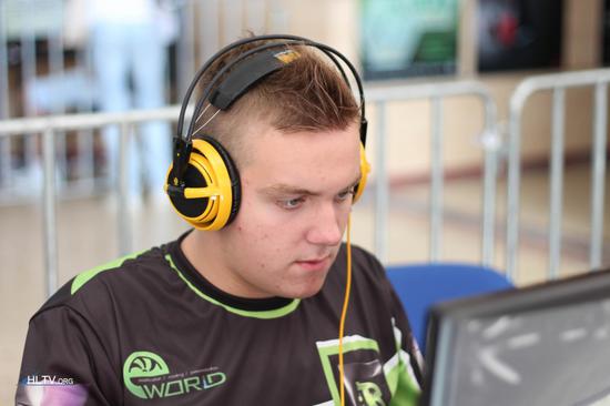 该睡觉时间到了！ Saber 诗人Yongen Ultra Prime 葫芦兄弟救了爷爷并肥胖了 Peyz JD Gaming 获得了赛点