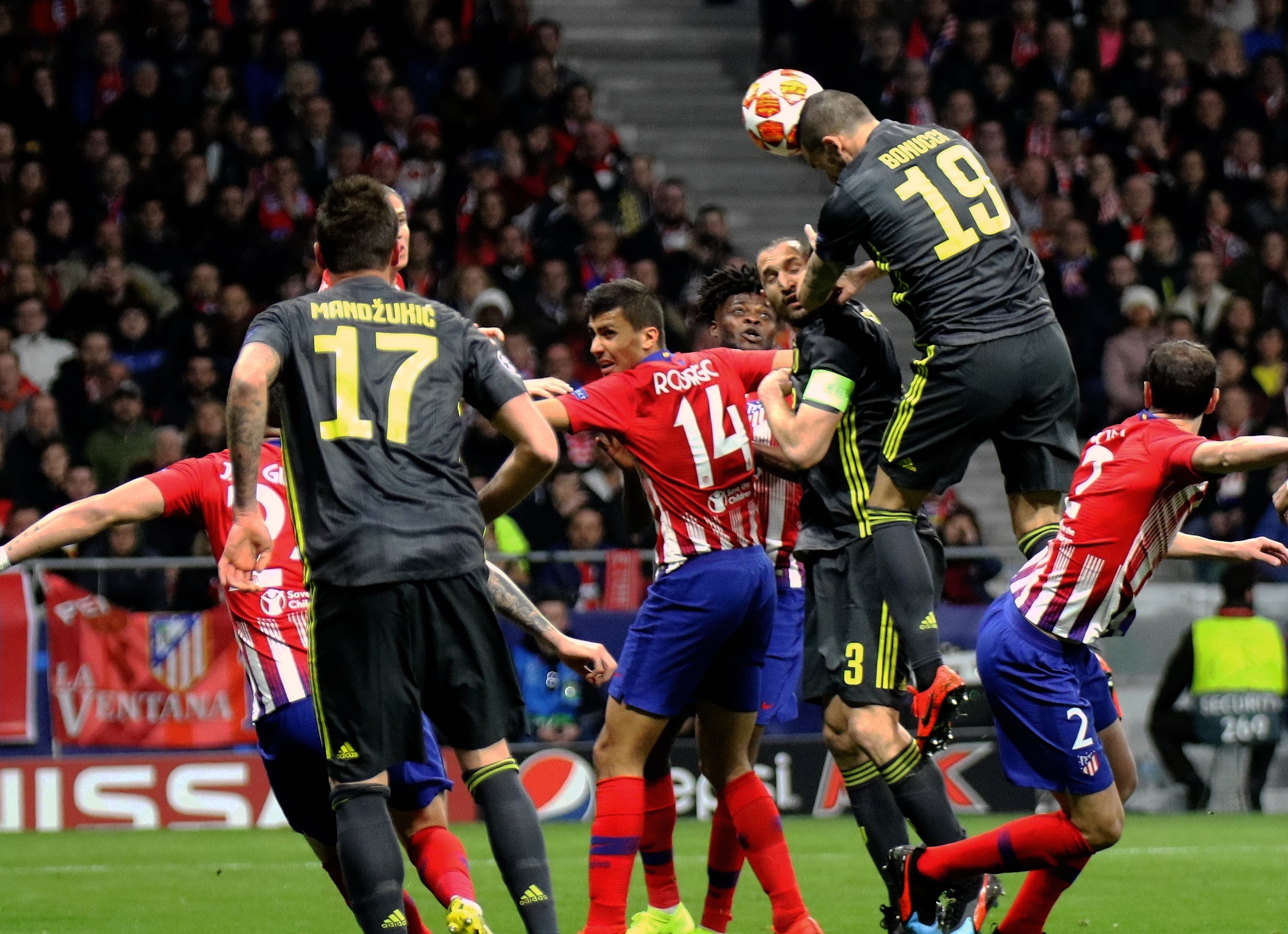 talkSPORT：曼联更衣室内部感觉B费将离队（talkSPORT：曼联队内普遍认为B费将离队）